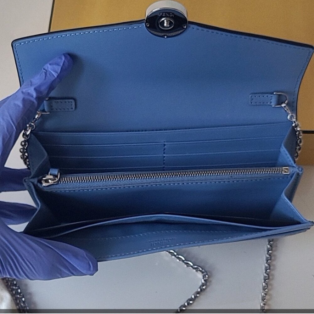 FENDI Continental Envelope Wallet On Chain - Picture 10 of 15